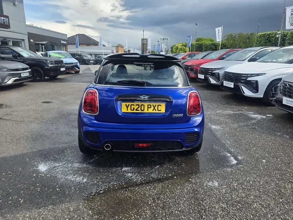 Used Mini Cooper Hatch 134 HP (98 kW) 2020 Blue Hatchback