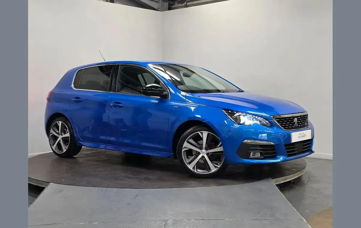 Used Peugeot 308 Premium 130 HP (95 kW) 2021 Blue Hatchback