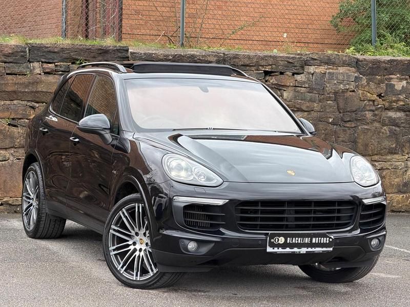 Used Porsche Cayenne Platinum Edition 262 HP (192 kW) 2016 Black SUV