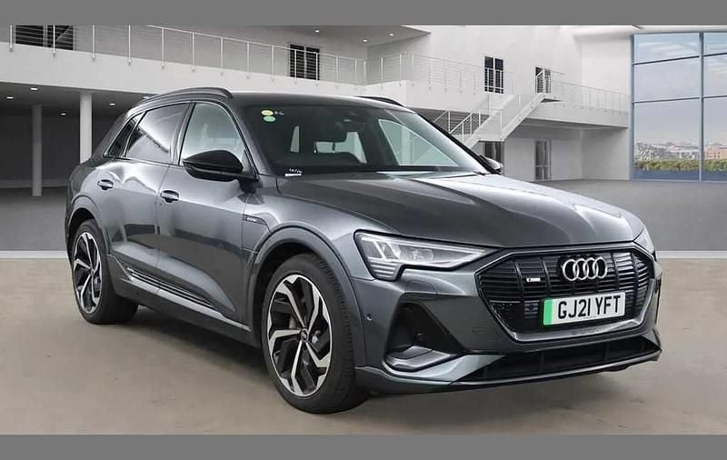 Grey Used 2021 Audi e-tron Black Edition SUV | £27,900 (Fair price) - Image 1/4