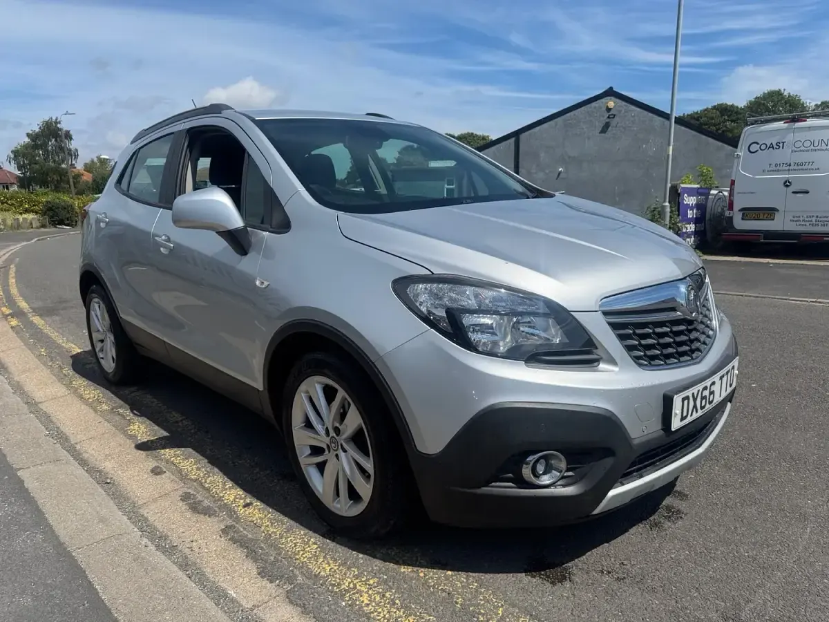 Used Vauxhall Mokka 140 HP (102 kW) 2016 Silver SUV