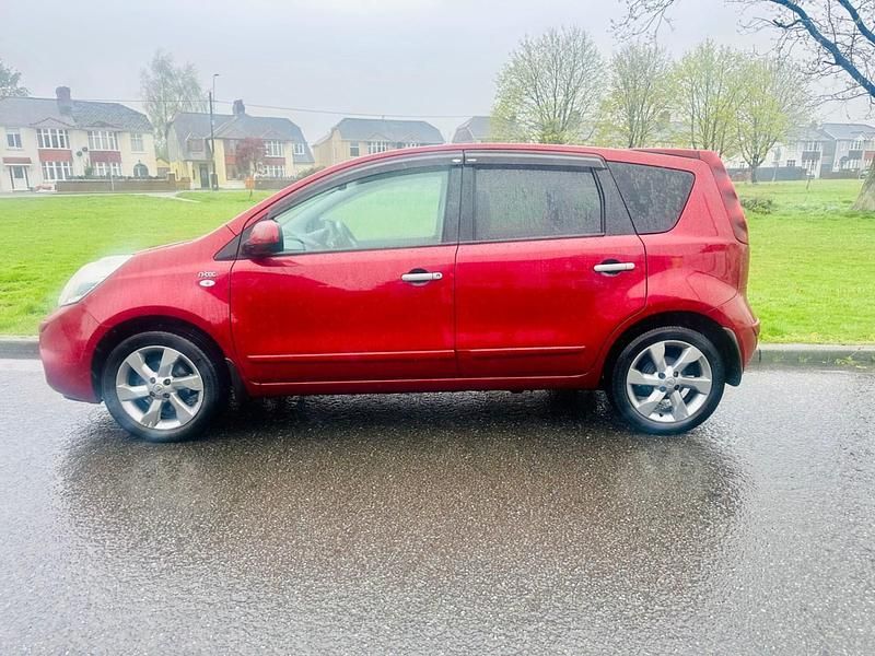 Used Nissan Note Visia 87 HP (63 kW) 2011 Red Hatchback