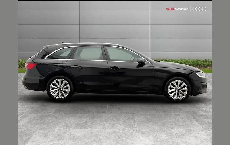 Used Audi A4 Comfort 147 HP (108 kW) 2022 Black Estate