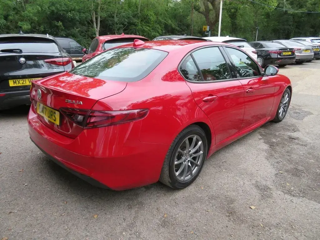 Used Alfa Romeo Giulia Super 280 HP (205 kW) 2017 Red Sedan
