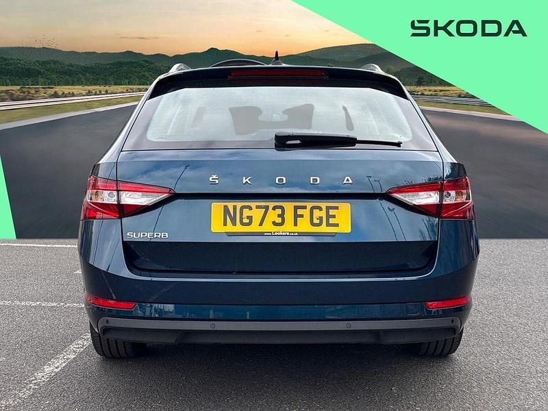 Used Skoda Superb SE 160 HP (117 kW) 2024 Blue Estate