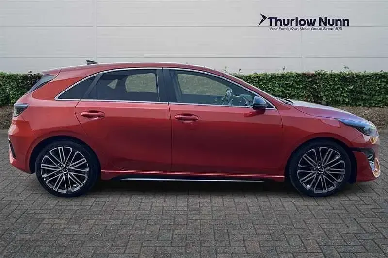 Używany Kia Ceed GT-Line S 158 KM (116 kW) 2024 Pomarańczowy Hatchback
