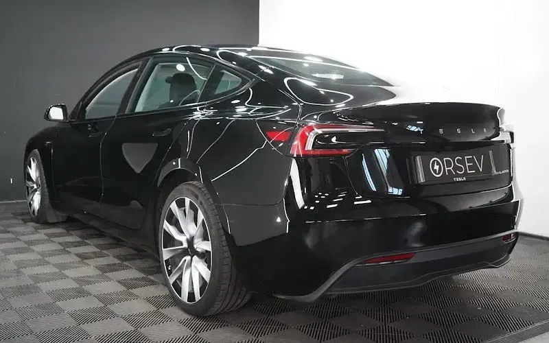 Used Tesla Model 3 Long Range AWD 258 kW (351 HP) 2025 Sedan