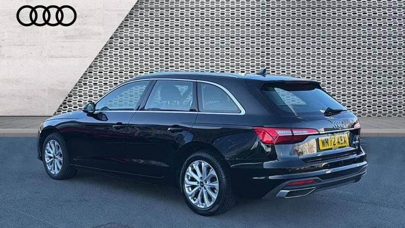 Used Audi A4 Comfort 150 HP (110 kW) 2022 Black Estate