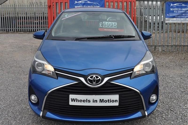 Used Toyota Yaris 99 HP (72 kW) 2016