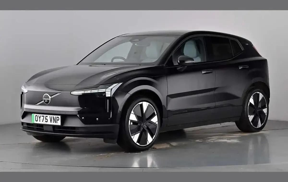 Used Volvo EX30 Performance 314 kW (428 HP) 2025 Onyx black SUV