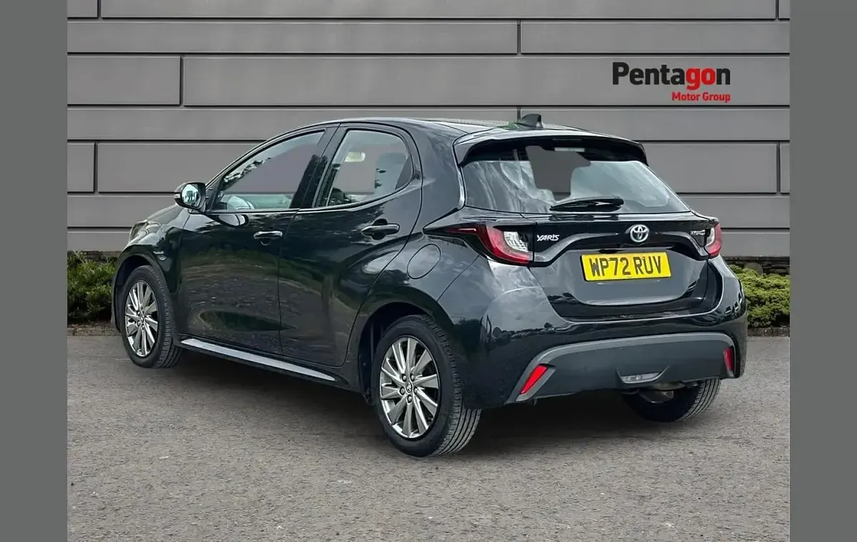 Used Toyota Yaris 116 HP (85 kW) 2023 Black Hatchback