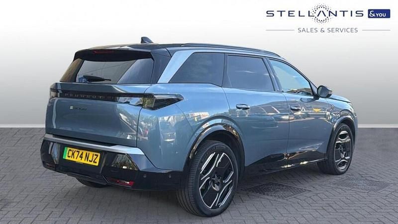 Used Peugeot 5008 GT 152 kW (207 HP) 2024 Blue SUV