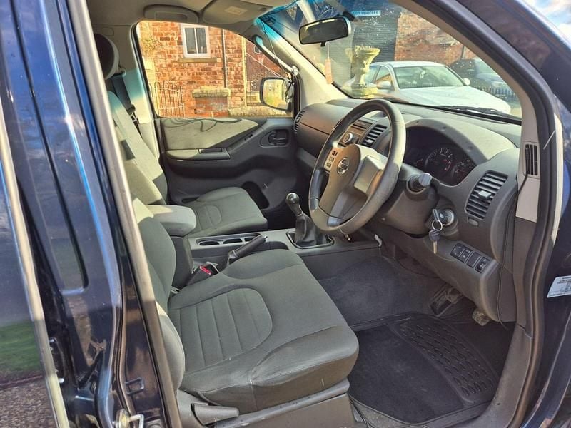 Used Nissan Navara Visia 2015 Blue Pickup