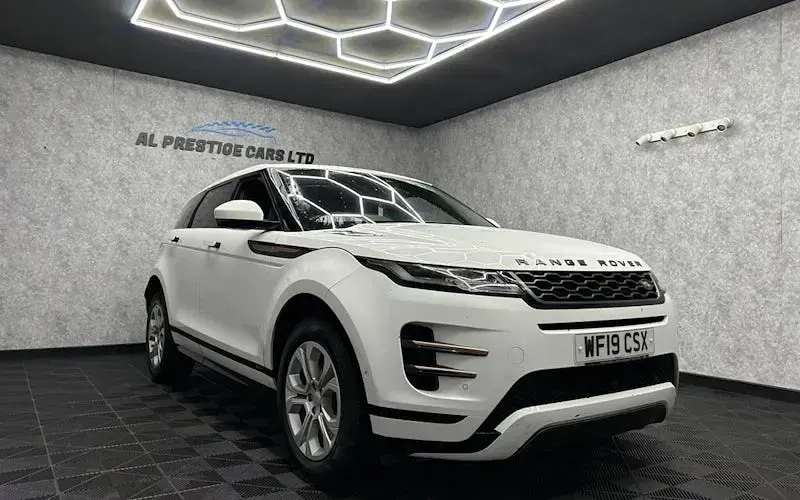 Used Land Rover Range Rover evoque SE Dynamic 152 HP (111 kW) 2019 SUV