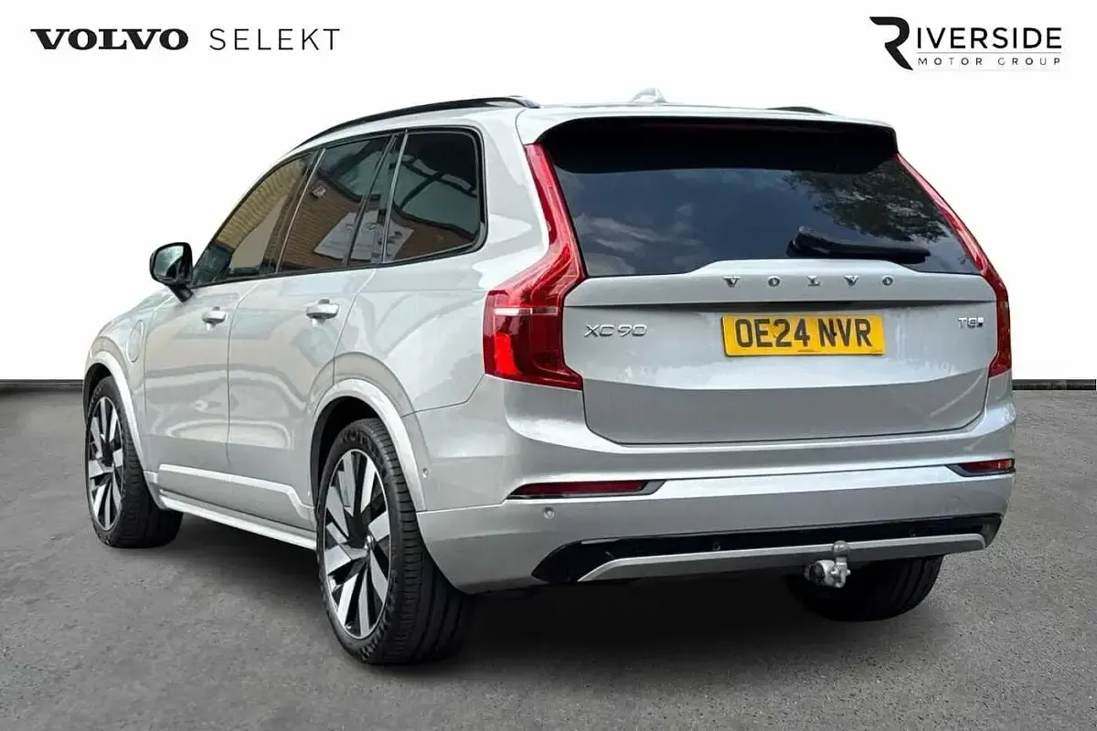 Used Volvo XC90 Ultra 449 HP (330 kW) 2024 Silver dawn SUV