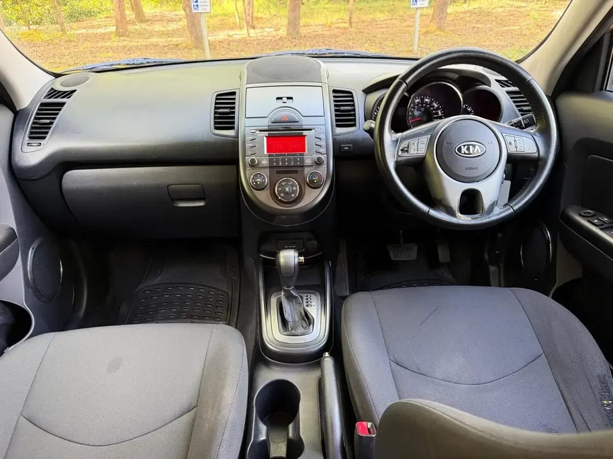 Używany Kia Soul 2010 Srebrny SUV