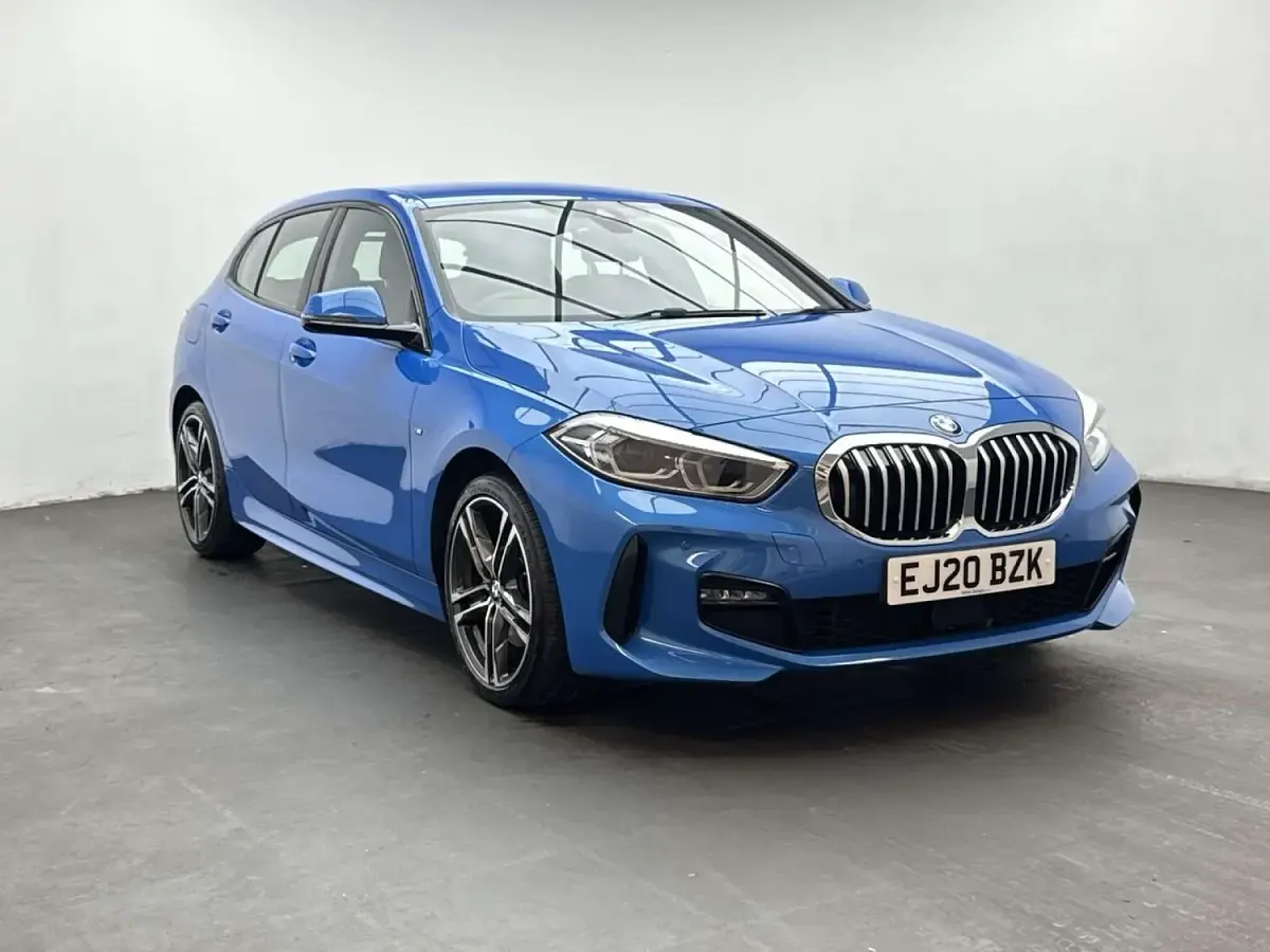 Used BMW 118 M Sport 140 HP (102 kW) 2020 Blue Hatchback