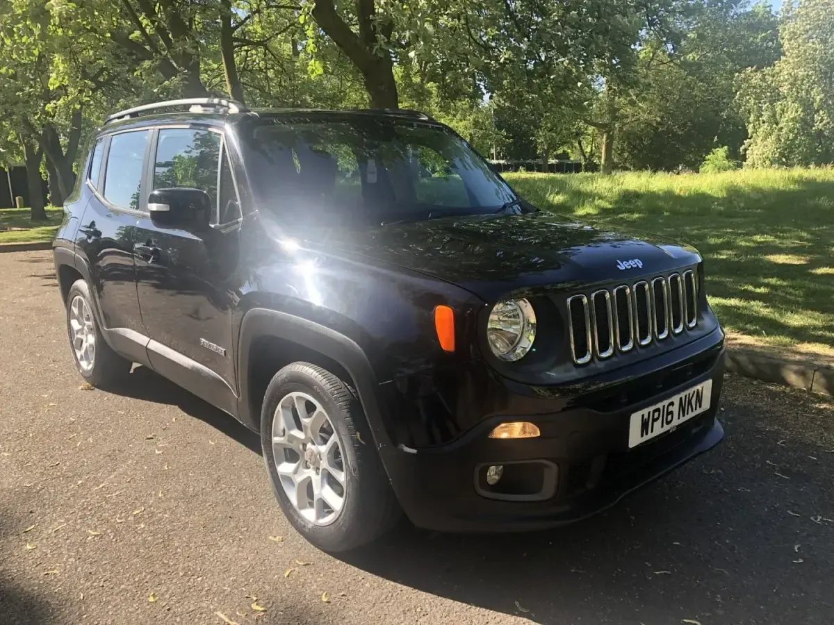 Begagnad Jeep Renegade Longitude 140 HK (102 kW) 2016 Svart SUV