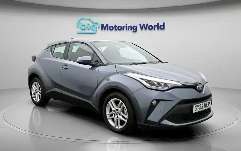 Used Toyota C-HR 122 HP (89 kW) 2023 Grey SUV