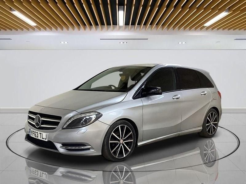 Used Mercedes B180 109 HP (80 kW) 2014 Silver MPV
