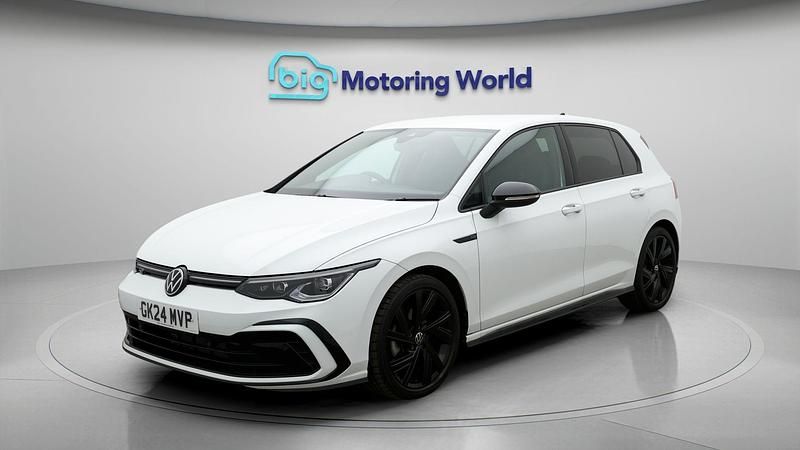 Used VW Golf VIII Black Edition 148 HP (108 kW) 2024