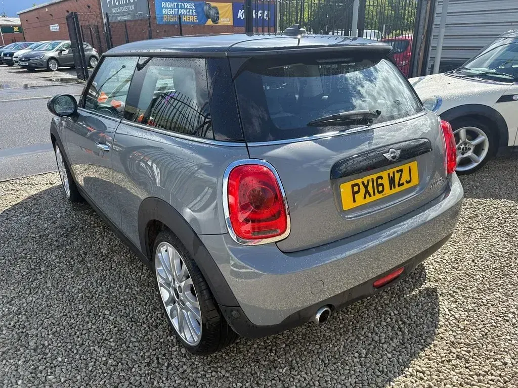 Used Mini Cooper D Hatch 116 HP (85 kW) 2016 Grey Hatchback