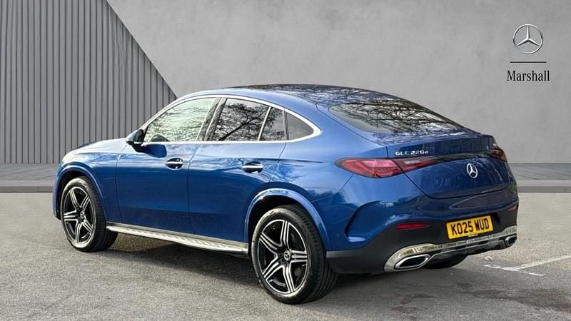 Used Mercedes GLC220 AMG Line Premium 197 HP (144 kW) 2025 Blue Coupe