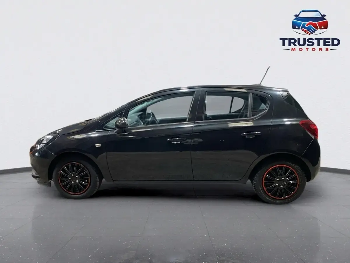 Used Vauxhall Corsa Design Edition 95 HP (69 kW) 2016 Black Hatchback