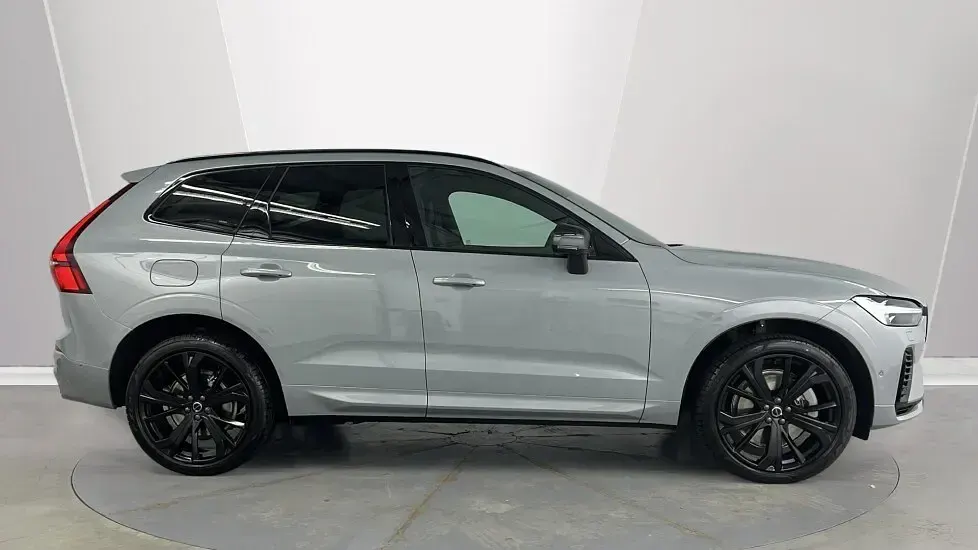 New Volvo XC60 Plus 345 HP (253 kW) 2026 Grey SUV