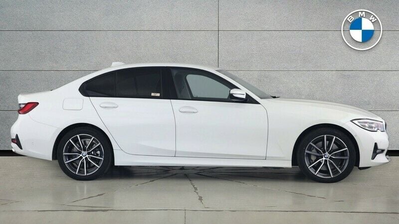 Used BMW 330e Sport Line 288 HP (211 kW) 2021 White Sedan