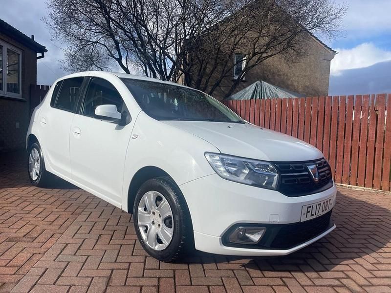 Used Dacia Sandero Lauréate 2017 White Hatchback