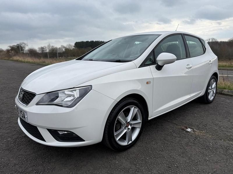 Used Seat Ibiza 85 HP (62 kW) 2013 White Hatchback