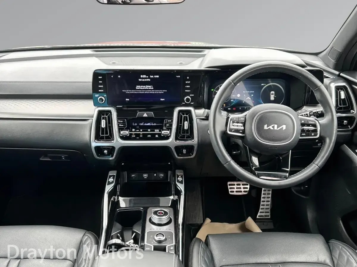 Used Kia Sorento 226 HP (166 kW) 2024 Black SUV