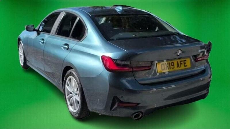 Used BMW 320 184 HP (135 kW) 2019 Blue Sedan