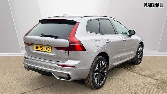 Used Volvo XC60 Ultra 250 HP (183 kW) 2025 Silver SUV