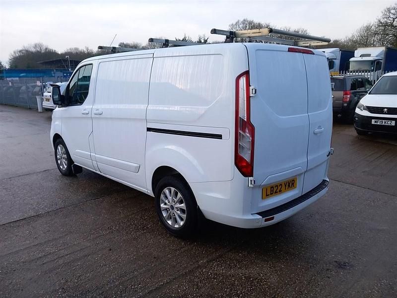 Used Ford Transit Custom Limited 130 HP (95 kW) 2022 White Van