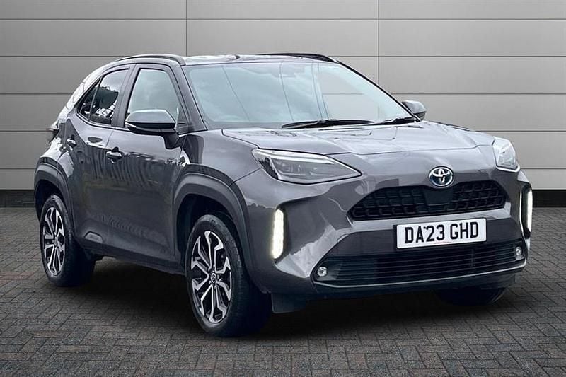 Grey Used 2023 Toyota Yaris Cross Design SUV | £21,550 (Fair price) - Image 1/4