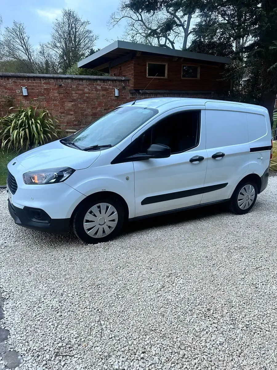 Używany Ford Transit 100 KM (73 kW) 2020 Biały Van