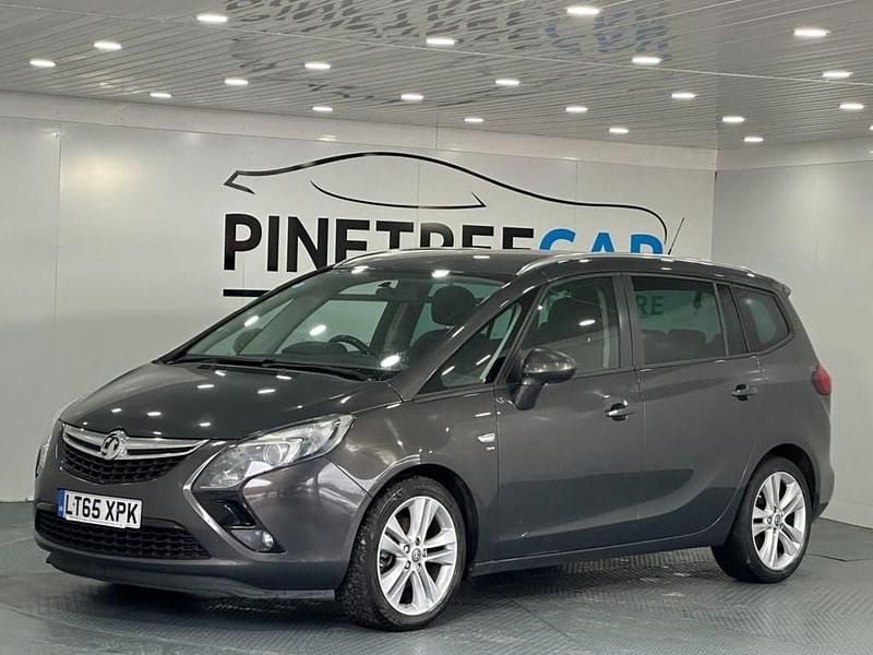 Used Vauxhall Zafira Tourer SRi 140 HP (102 kW) 2015 Grey MPV