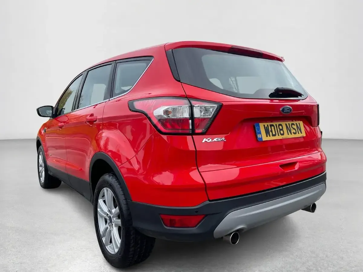 Used Ford Kuga Zetec 150 HP (110 kW) 2018 Red SUV
