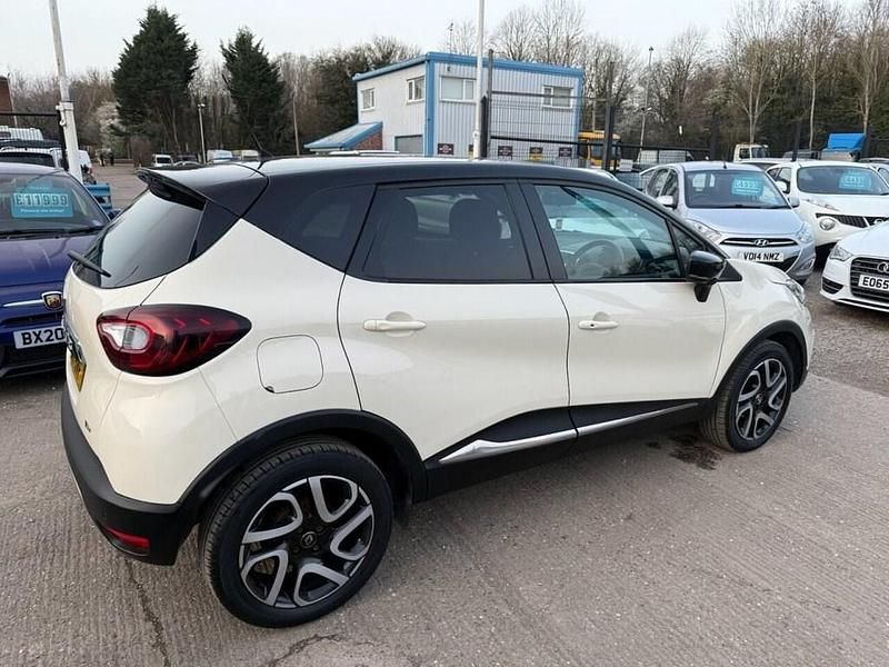 Usado Renault Captur Dynamique 90 HP (66 kW) 2017 Bege SUV