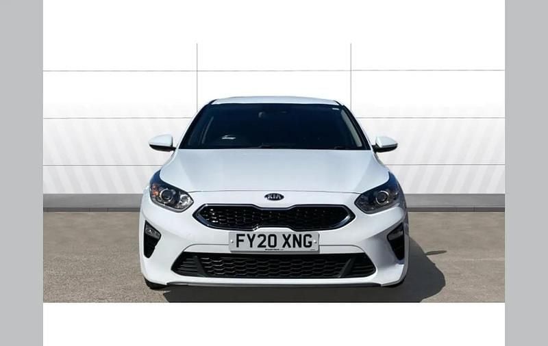 Used Kia Ceed 117 HP (86 kW) 2020 White Hatchback