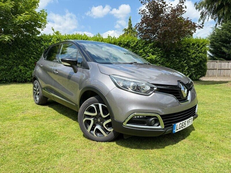 Grey Used 2015 Renault Captur Dynamique SUV | £5,999 (Good price) - Image 1/4