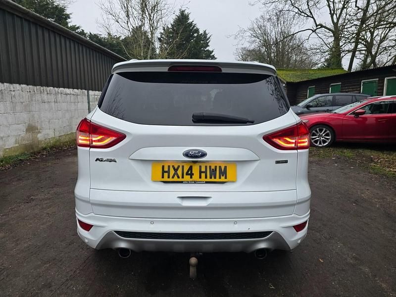 Usado Ford Kuga Titanium X 150 HP (110 kW) 2014 Branco SUV