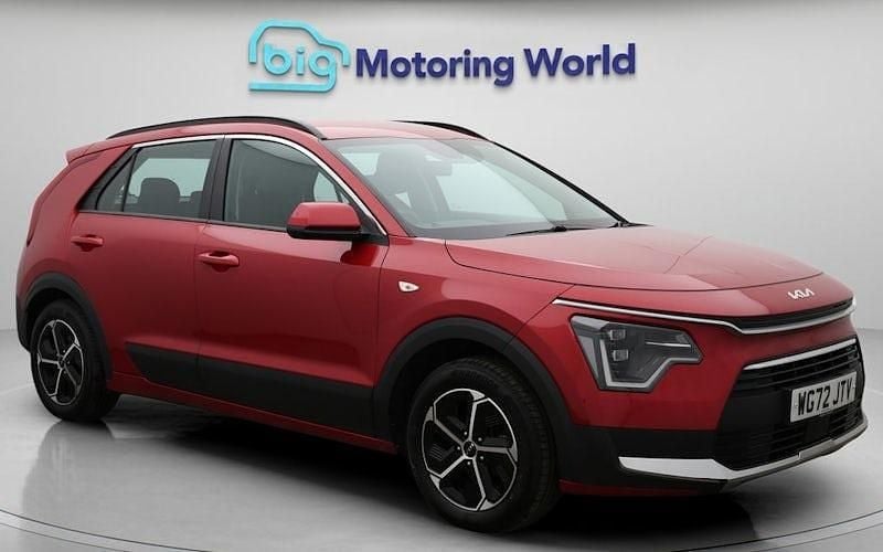 Red Used 2023 Kia Niro SUV | £16,400 (Good price) - Image 1/4