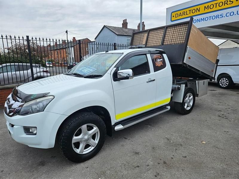 Used Isuzu D-Max 2015 White Pickup