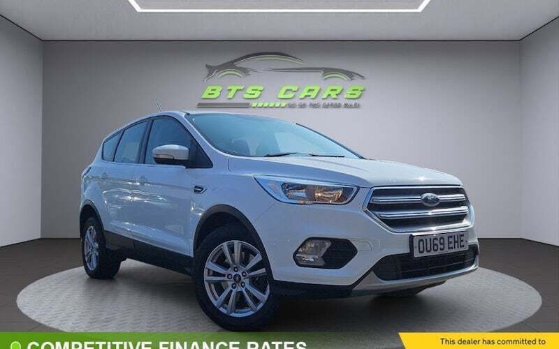 White Used 2019 Ford Kuga Zetec SUV | £10,585 (Super price) - Image 1/4