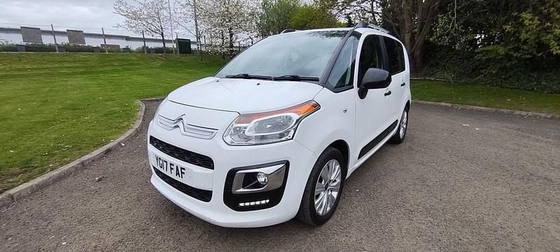 Used Citroën C3 Picasso PureTech 110 HP (80 kW) 2017 White MPV