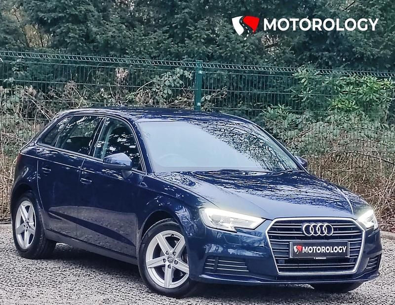 Used Audi A3 Sportback Performance 110 HP (80 kW) 2017 Blue Hatchback