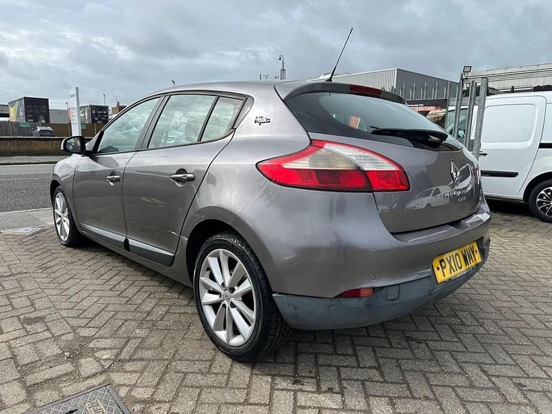 Used Renault Mégane III 106 HP (77 kW) 2010 Grey Hatchback
